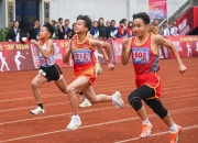 九游娱乐app口碑好-体育赛事留个下精彩瞬间激发观众热情的简单介绍