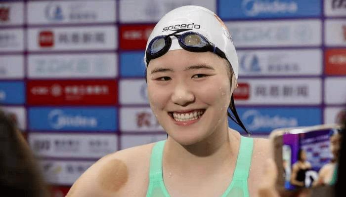 新西兰举重选手实力出众再战争冠军的简单介绍